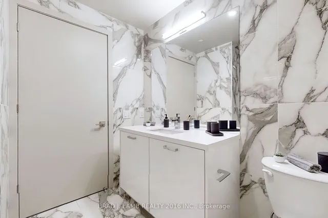 Additional image 20 of 195 McCaul St Unit 913