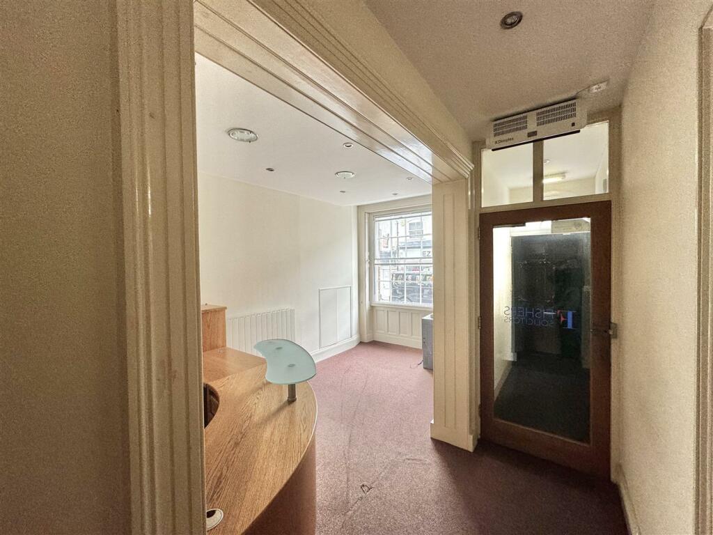 Additional image 12 of 2 Bolebridge Street, Tamworth