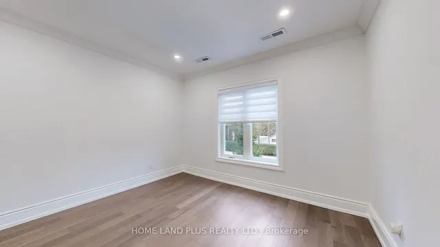 Additional image 28 of 85 Rochester Ave