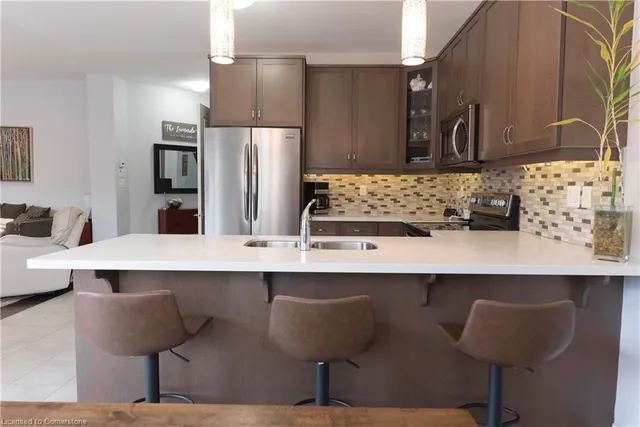 Additional image 12 of 183 Pumpkin Pass