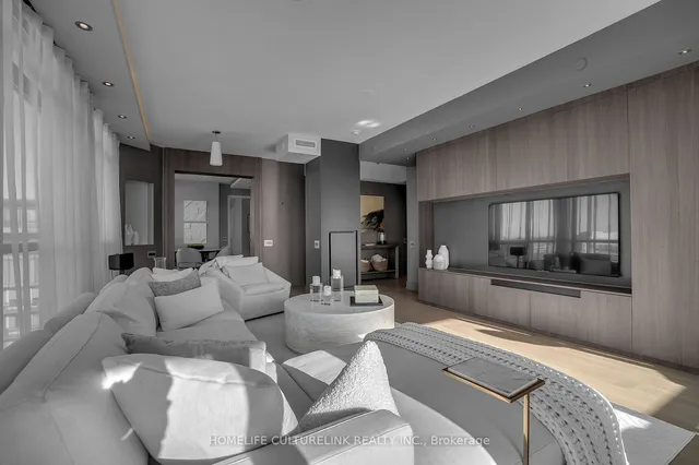 Additional image 12 of 170 Avenue Rd Unit 1003*