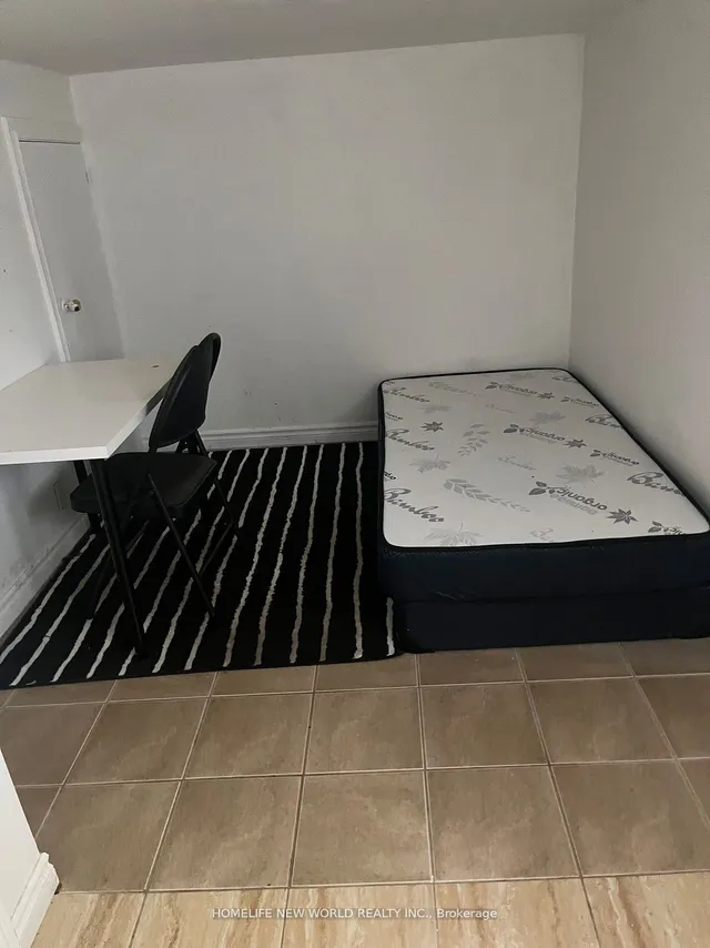 Additional image 22 of 61 Broadway Ave