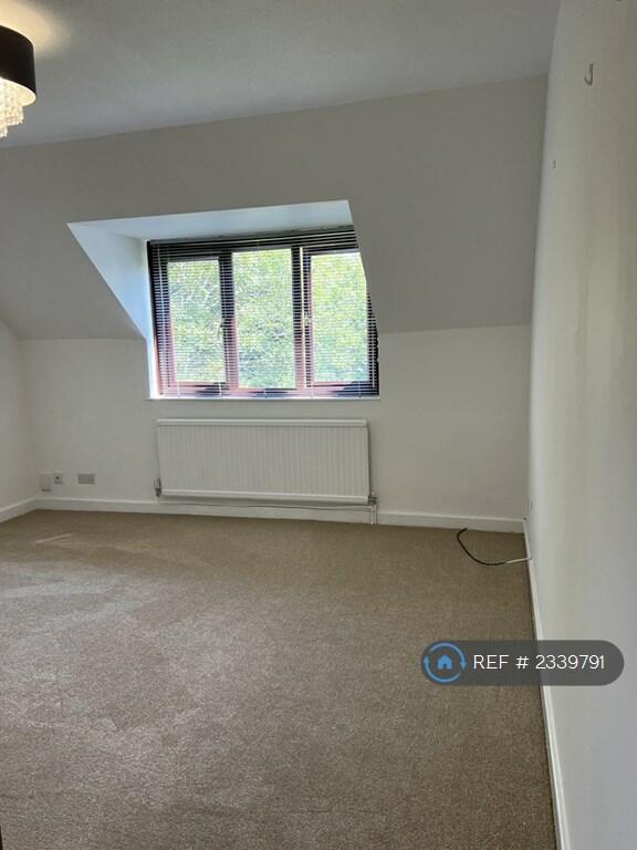 Additional image 22 of Blueberry Close, St Albans, AL3