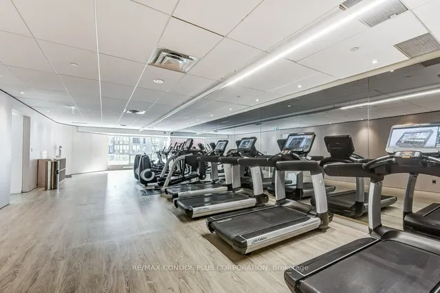 Additional image 39 of 1001 Bay St Unit 3211