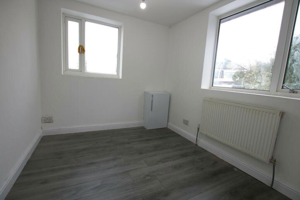Additional image 4 of Brantwood Avenue, Blackburn, Lancashire, BB1 3LZ