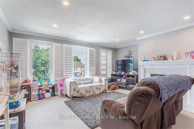 Additional image 17 of 24 Spartan Ave