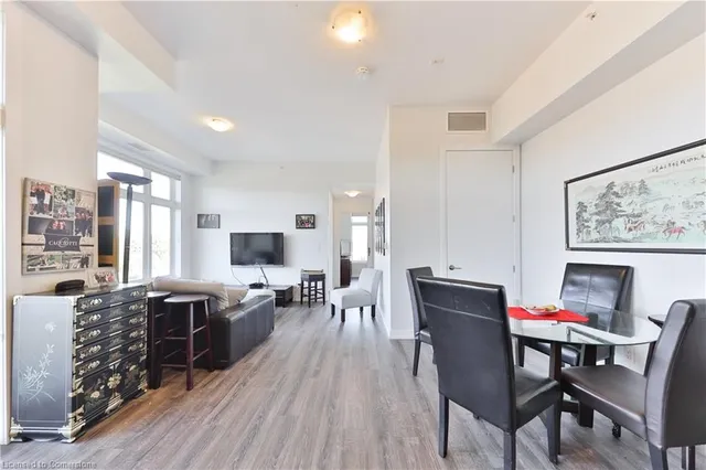 Additional image 17 of 457 Plains Rd Unit 18