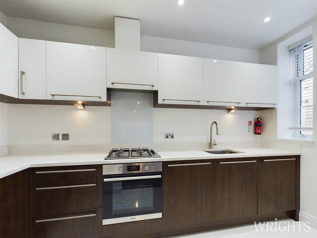 Additional image 14 of St Albans Road East, Hatfield