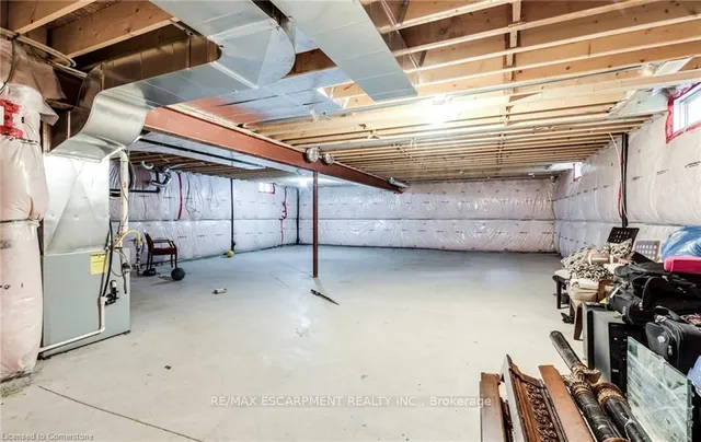 Additional image 33 of 16 Kinsman Dr