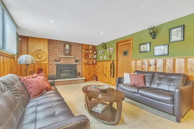 Additional image 32 of 19 Meadowland Gate