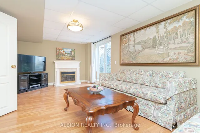 Additional image 24 of 30 Rushbrook Dr