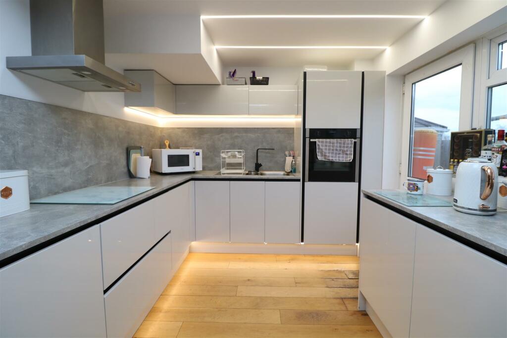 Additional image 19 of Mallow Close, Trowbridge