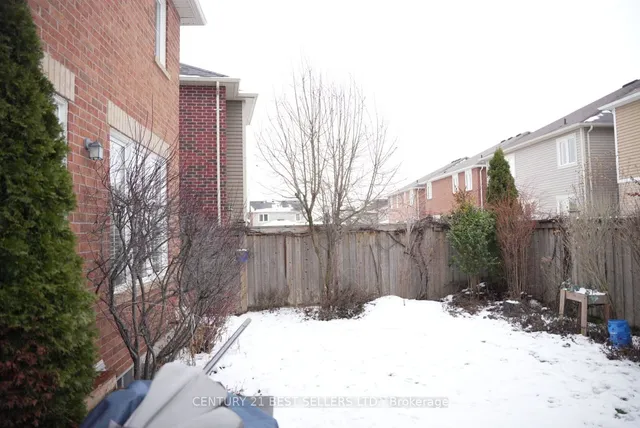 Additional image 38 of 436 Tyrone Cres