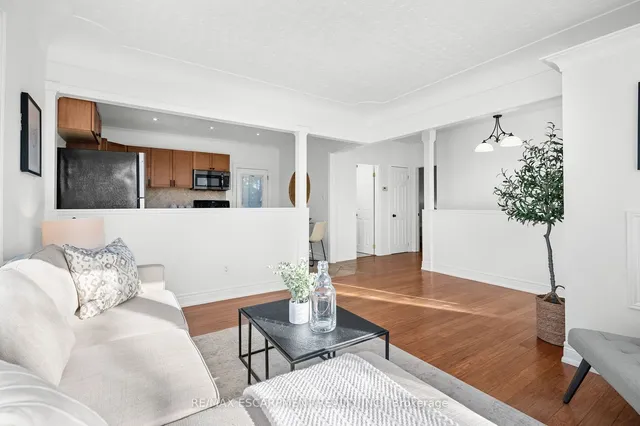 Additional image 8 of 1053 HELENA St