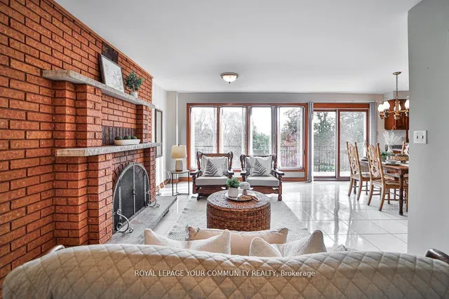 Additional image 17 of 21 Disan Crt