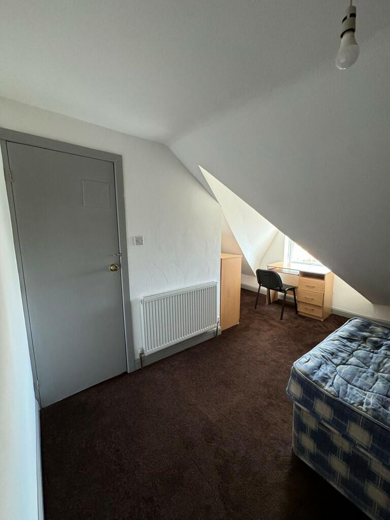 Additional image 8 of Oak Tree Lane, Birmingham, B29