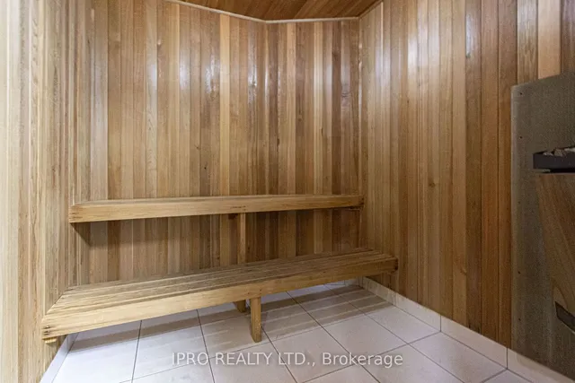 Additional image 20 of 270 Queens Quay Unit 505