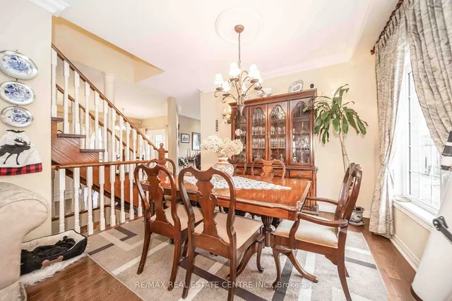 Additional image 8 of 733 Macbeth Hts