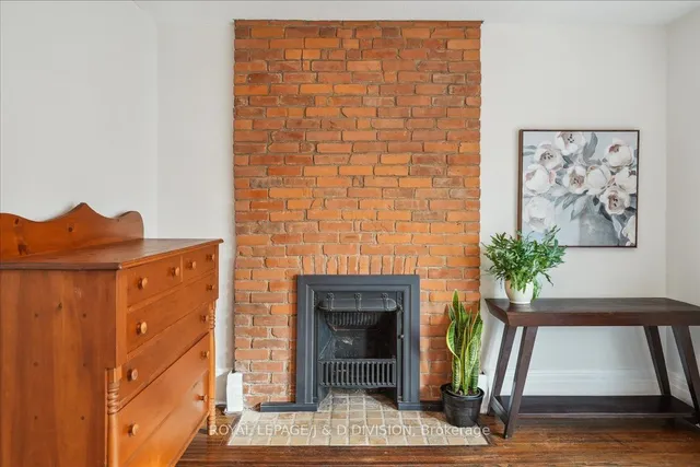 Additional image 20 of 220 Fern Ave