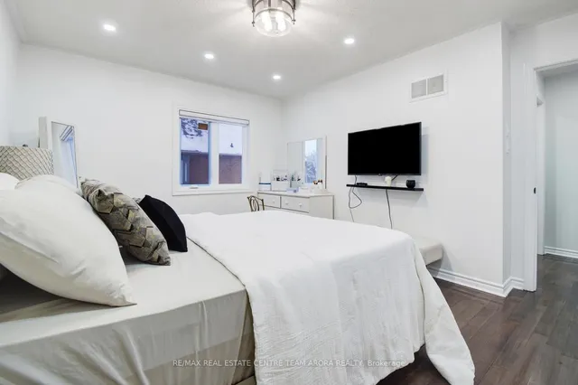 Additional image 17 of 47 Desert Sand Dr