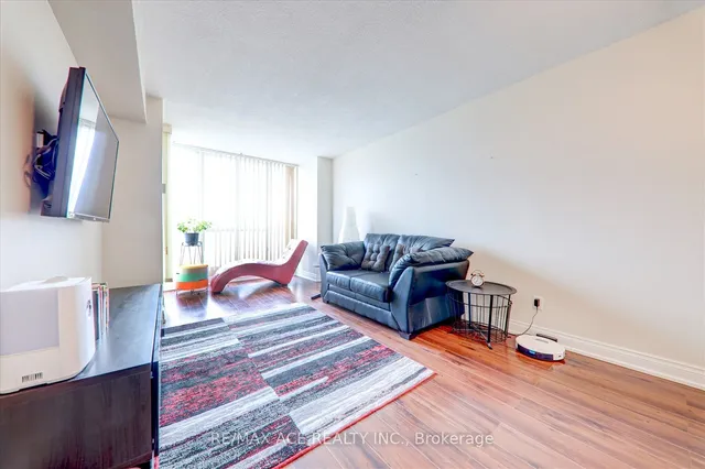 Additional image 16 of 2550 Lawrence Ave Unit 1415