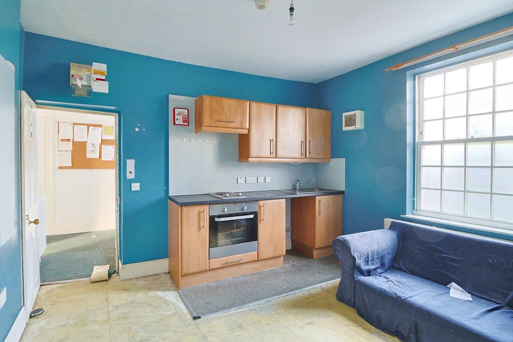 Additional image 15 of 14 The Halve, Trowbridge, Wiltshire BA14 8SD