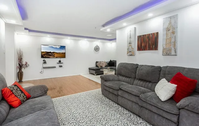 Additional image 12 of 15 Kensington Rd Unit 310