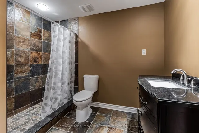 Additional image 39 of 4286 Clubview Dr