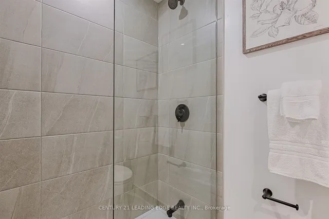 Additional image 28 of 164 Logan Ave Unit TH127