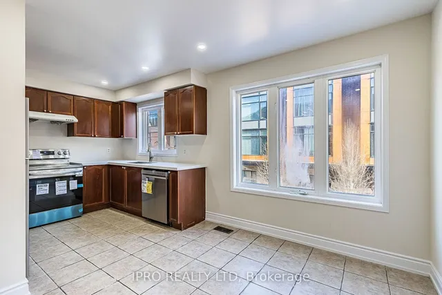 Additional image 11 of 43 Axelrod Ave