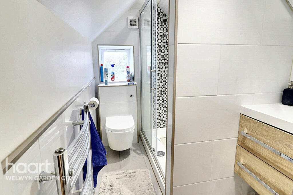 Additional image 25 of Hollybush Lane, Welwyn Garden City