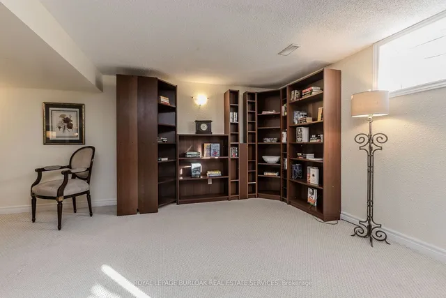 Additional image 36 of 154 Hendrie Ave