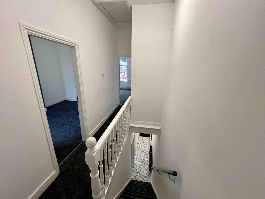 Additional image 10 of Smethwick, B67