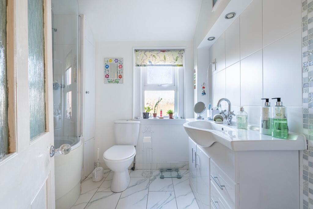 Additional image 13 of Central Wells