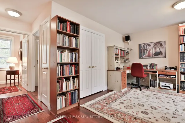 Additional image 18 of 27 Shaftesbury Ave