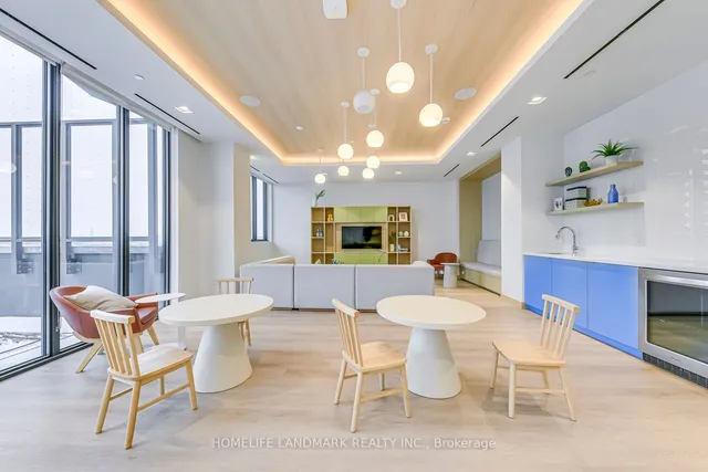 Additional image 35 of 36 Zorra St Unit 2002