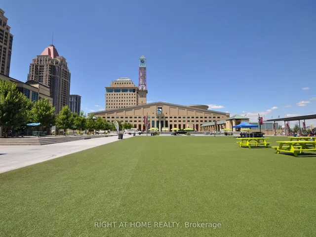 Additional image 39 of 90 Absolute Ave Unit 908