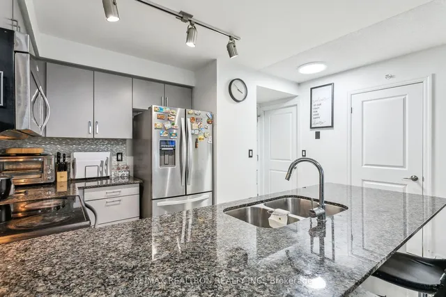 Additional image 15 of 80 Esther Lorrie Dr Unit 803