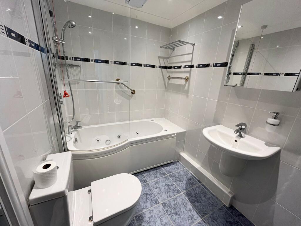 Additional image 8 of Beech Court, Bushell Drive, B91 2QU