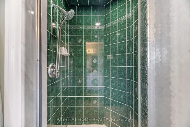 Additional image 23 of 1071 Kennedy Circ