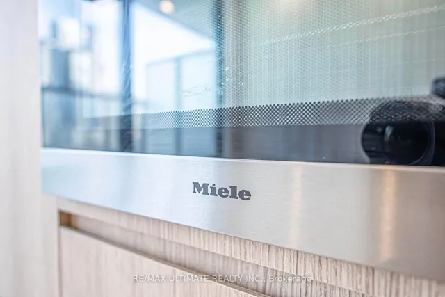 Additional image 21 of 81 Wellesley St Unit 907