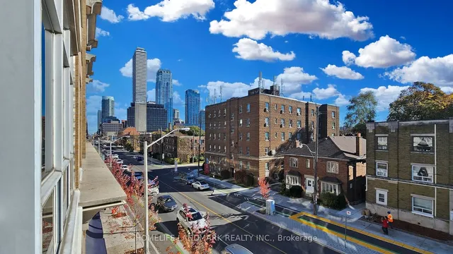 Additional image 21 of 2 Edith Dr Unit 309