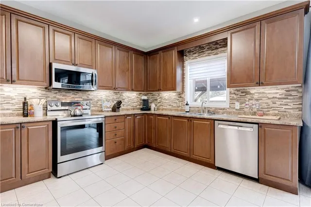Additional image 9 of 12 Edgecroft Cres