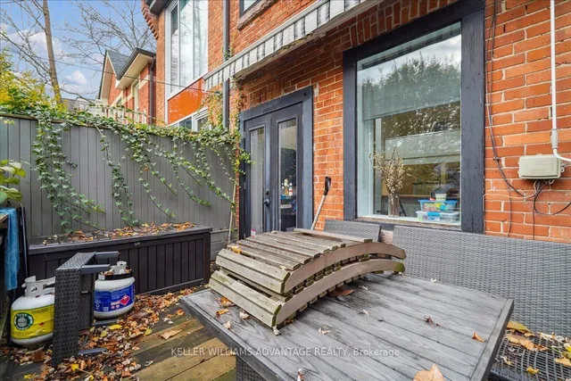 Additional image 33 of 401 Carlton St