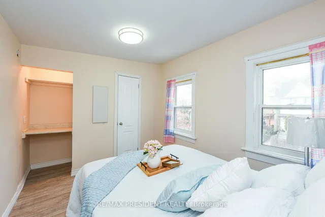 Additional image 27 of 23 Myrtle Ave