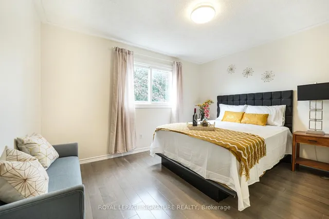 Additional image 28 of 1521 Ealing Crt