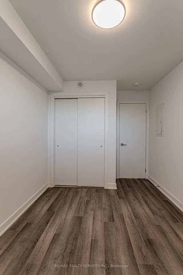 Additional image 21 of 185 Veterans Dr Unit 3