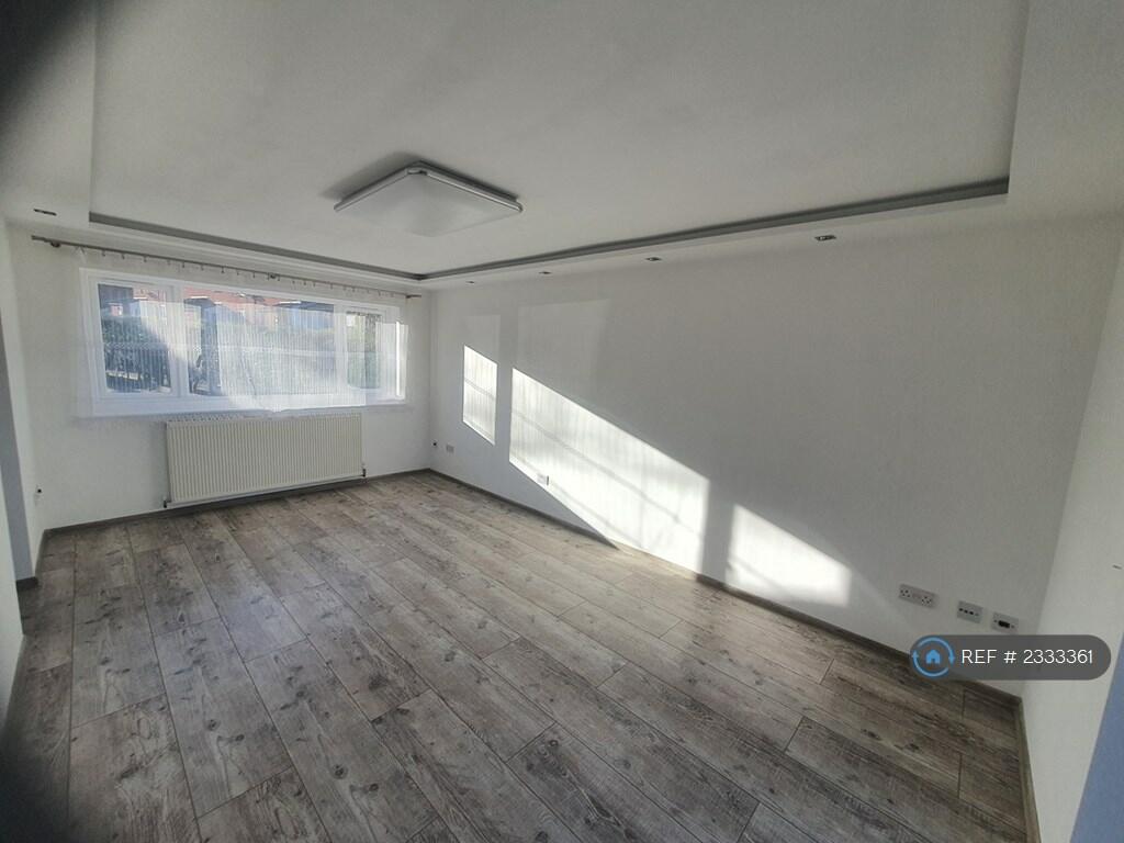 Additional image 7 of Saffron, Tamworth, B77