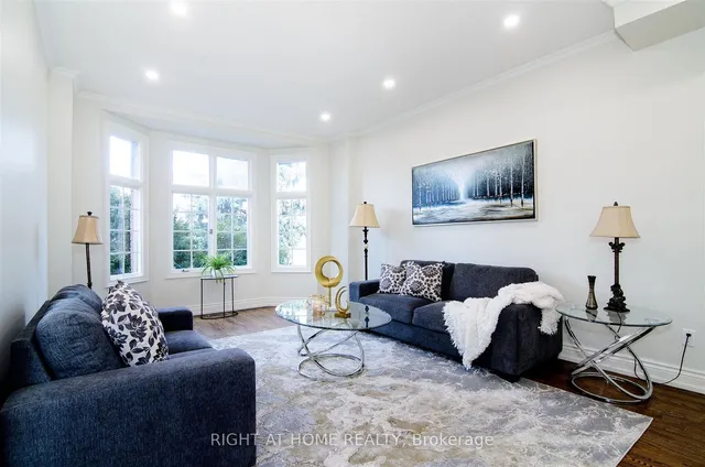 Additional image 5 of 2124 Nipigon Dr