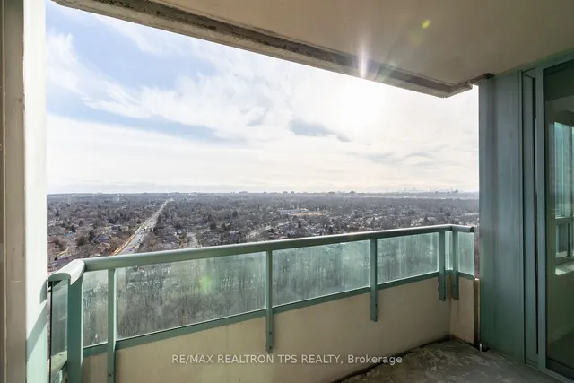 Additional image 28 of 61 Town Centre Crt Unit 2402